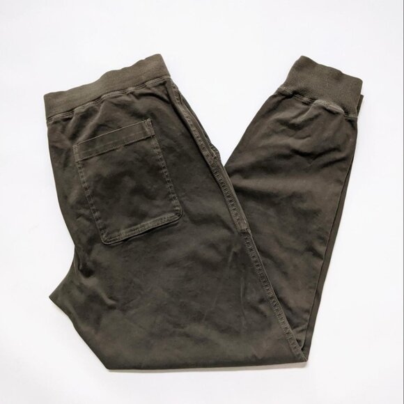 Aritzia Community forest green joggers pants, women's medium - Picture 1 of 6